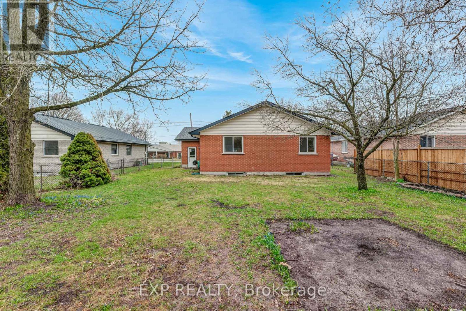 164 Colborne Street W, Kawartha Lakes, Ontario  K9V 5Z8 - Photo 31 - X13158282