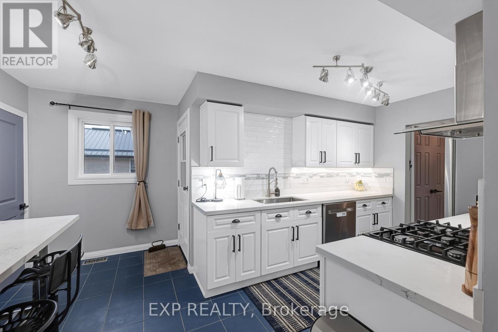 164 Colborne Street W, Kawartha Lakes, Ontario  K9V 5Z8 - Photo 8 - X13158282