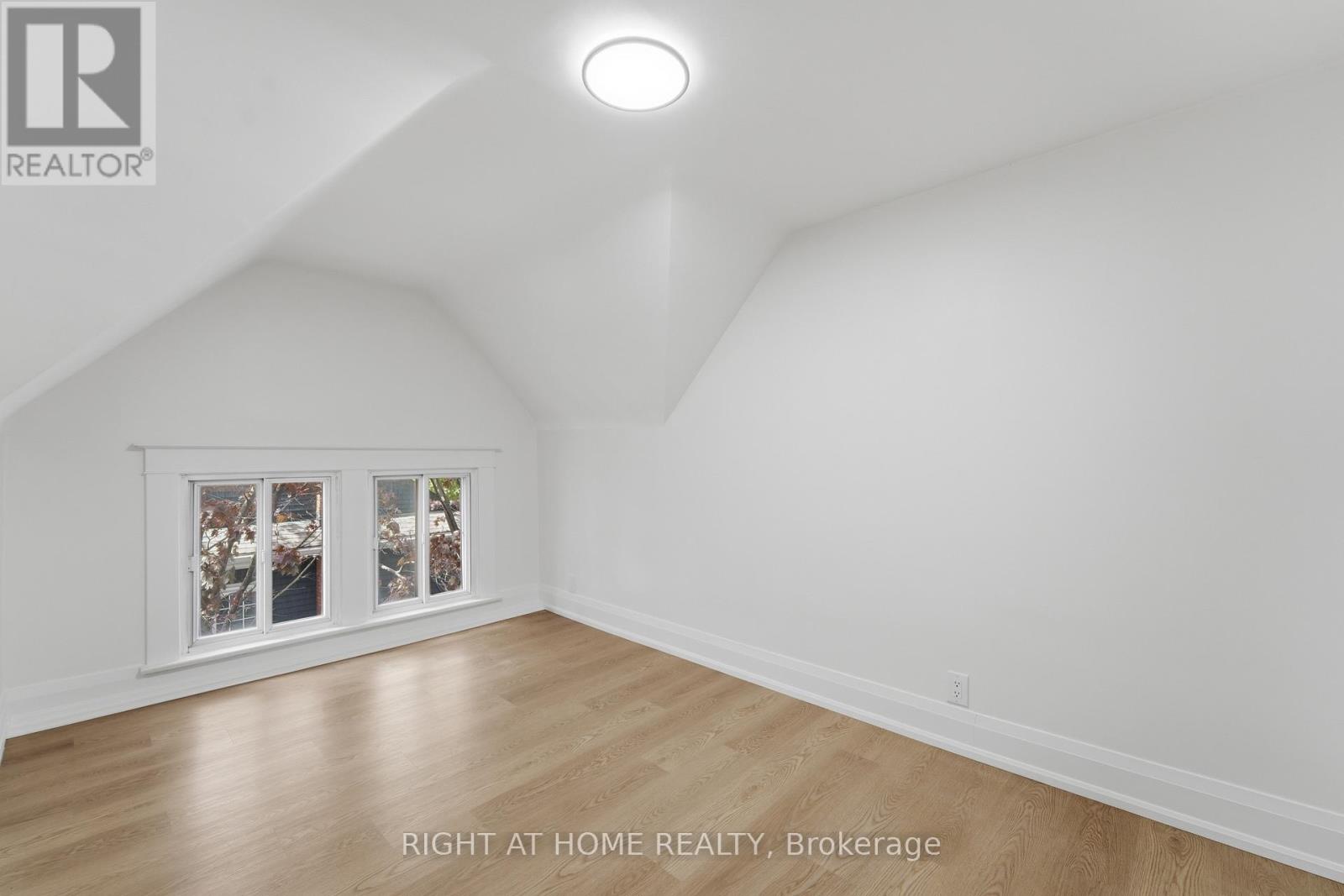 8 College Street, St. Catharines, Ontario  L2R 2W7 - Photo 36 - X13158342