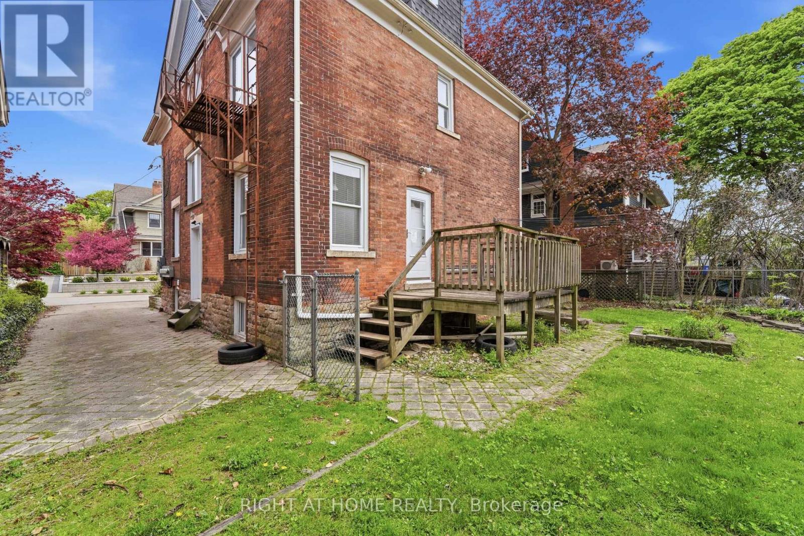 8 College Street, St. Catharines, Ontario  L2R 2W7 - Photo 49 - X13158342