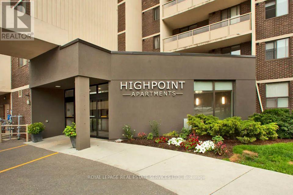 1101 - 16 Cedarwoods Crescent, Kitchener, Ontario N2C 2L4 - Photo 2 - X13158486