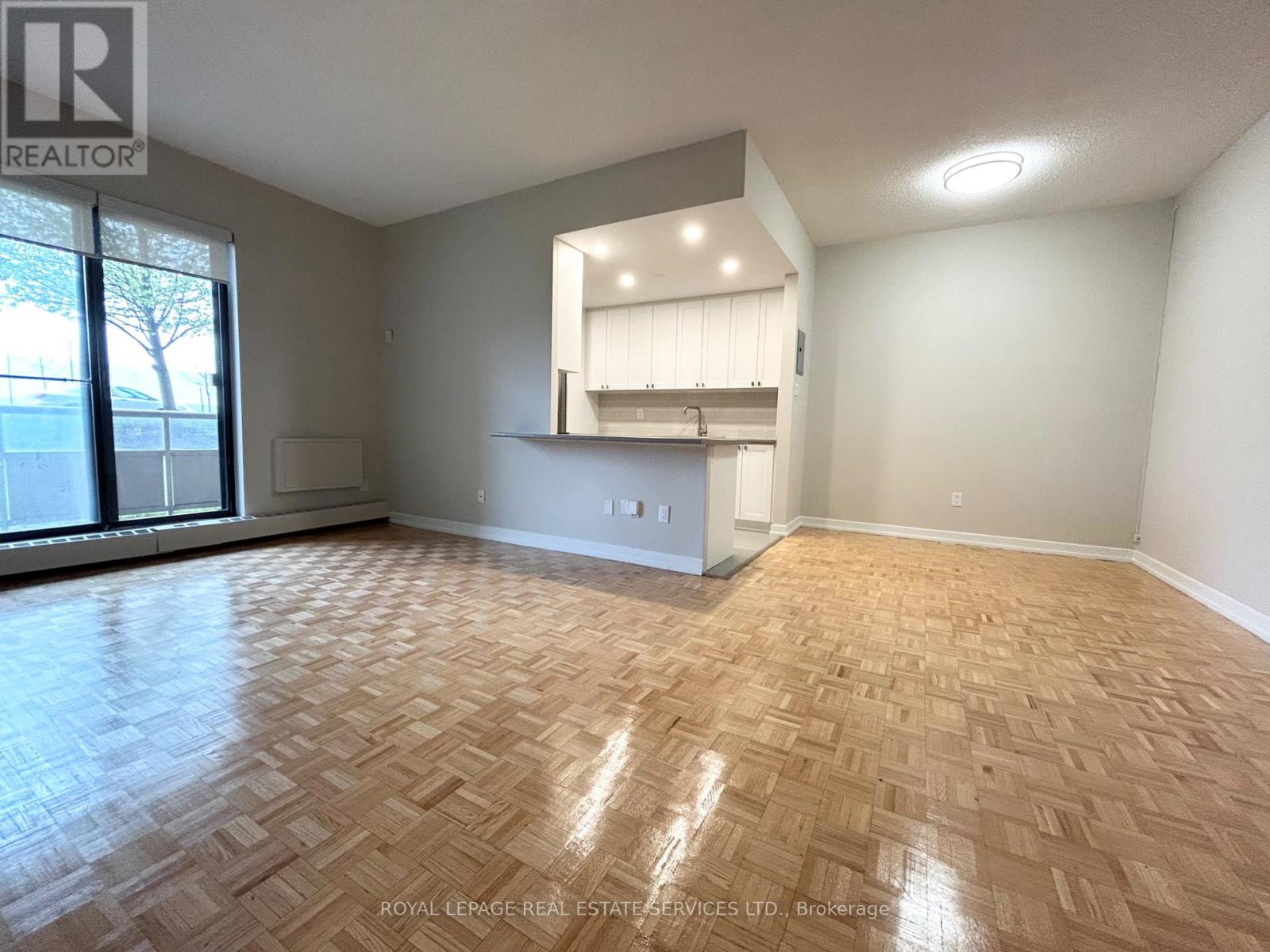 1101 - 16 Cedarwoods Crescent, Kitchener, Ontario N2C 2L4 - Photo 4 - X13158486