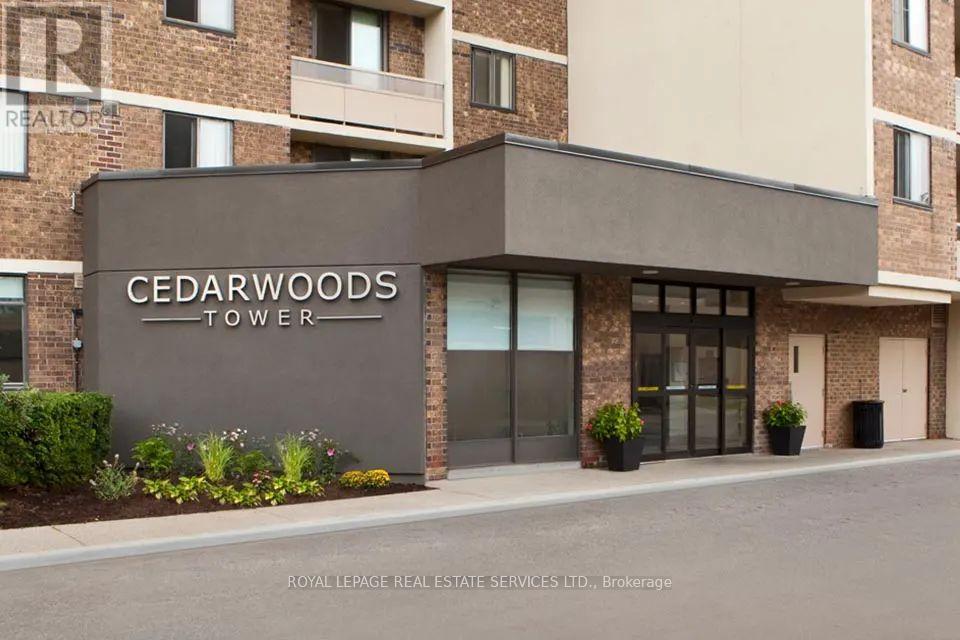 1812 - 1 Cedarwoods Crescent, Kitchener, Ontario  N2C 2L8 - Photo 2 - X13158514