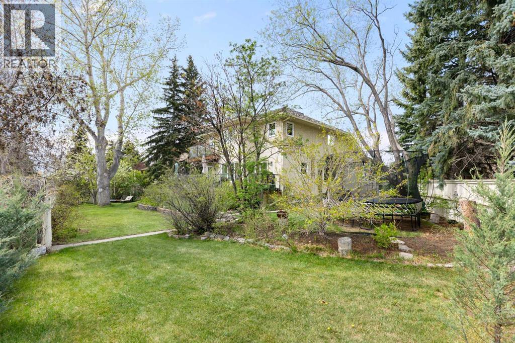 476 Silvergrove Gardens NW, Calgary, Alberta  T3B 4S8 - Photo 49 - A2311397