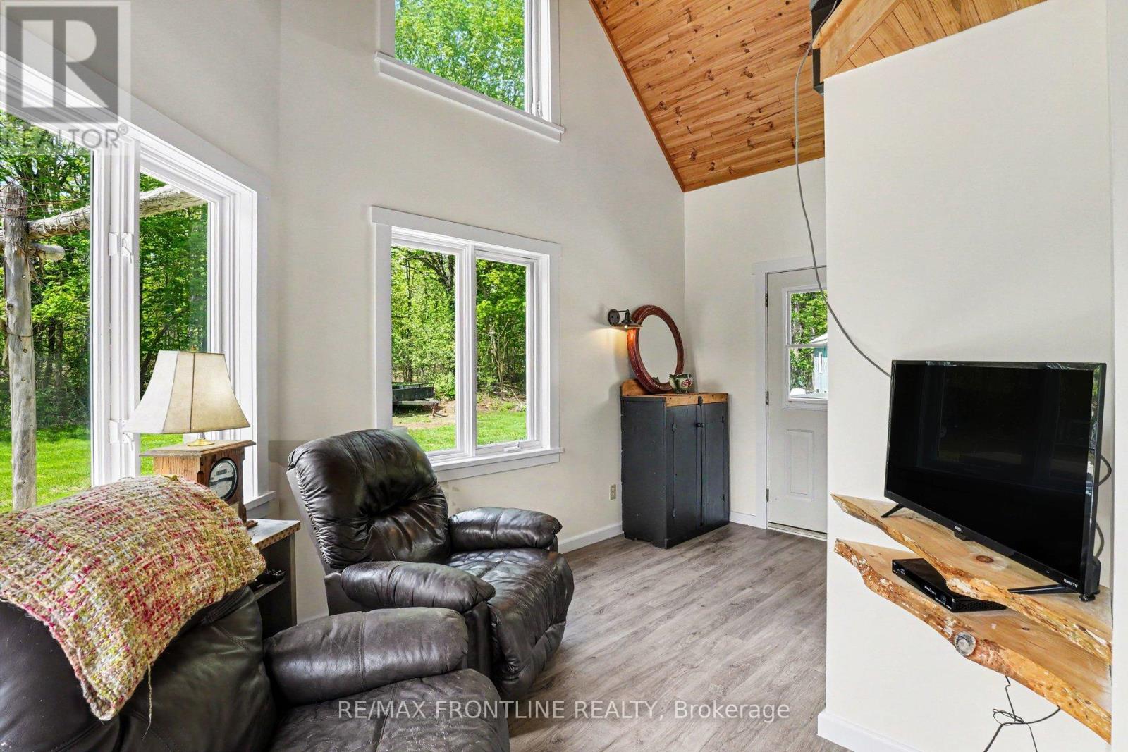 2270 Bennett Lake Road, Tay Valley, Ontario  K0H 2B0 - Photo 13 - X13158544