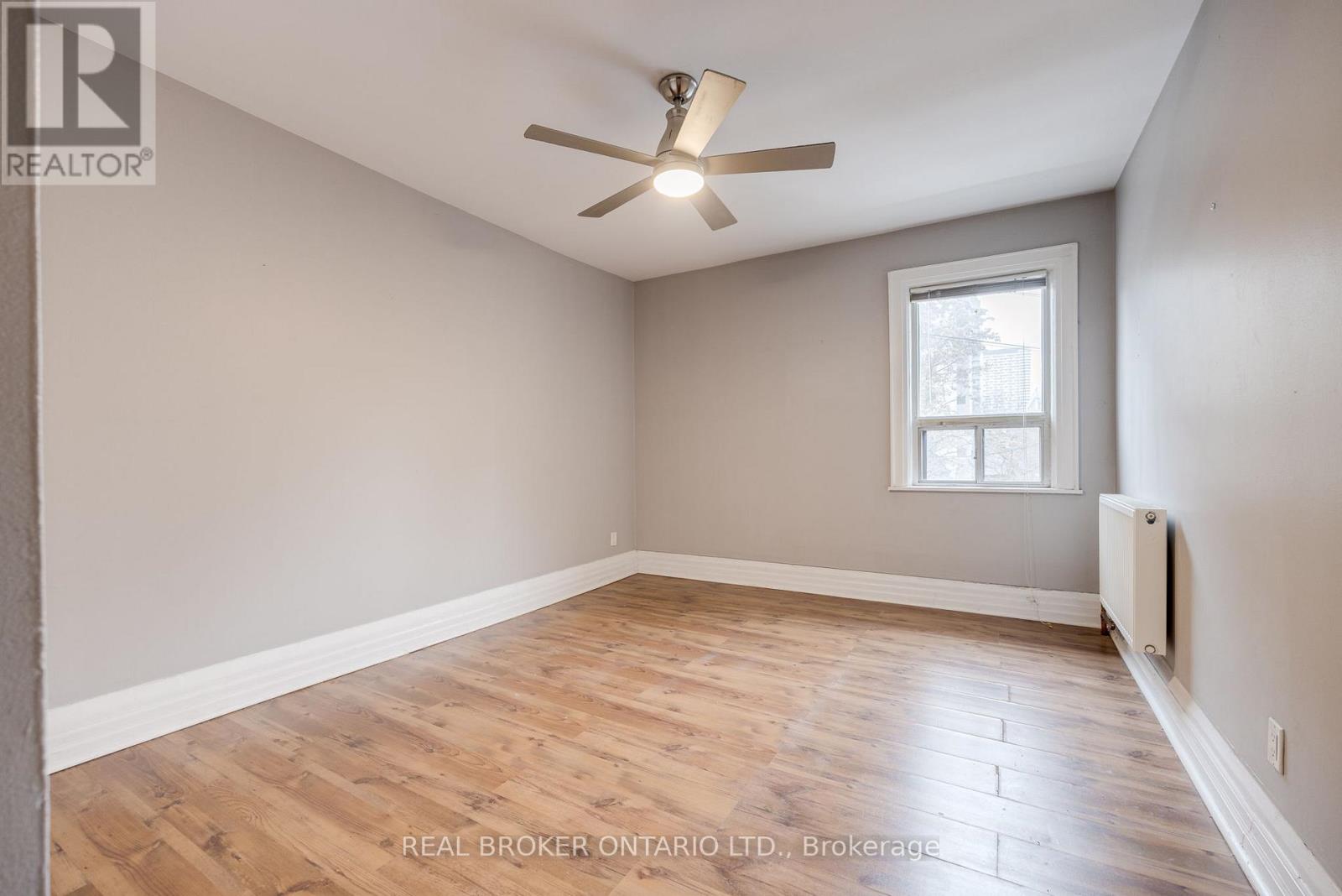 Upper - 77 Isabella Street, Toronto, Ontario  M4Y 1N7 - Photo 13 - C13158566
