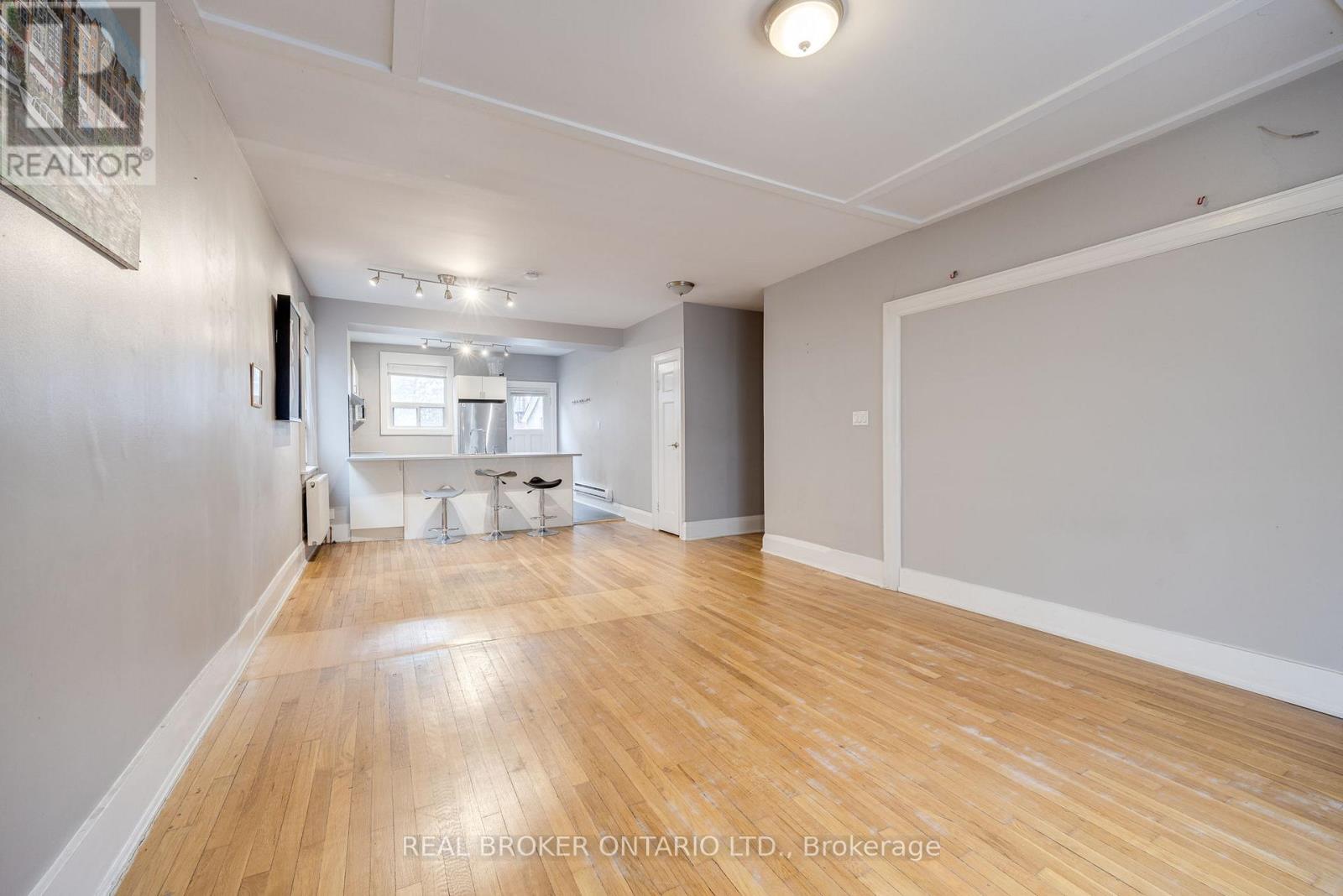 Upper - 77 Isabella Street, Toronto, Ontario  M4Y 1N7 - Photo 4 - C13158566