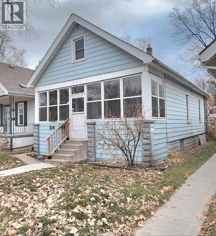 441 Ellis Street West, Windsor, Ontario N8X 1B1 - Photo 1 - 26009252