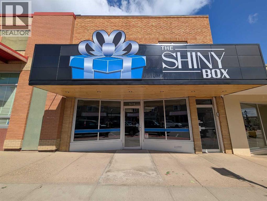 Main Floor, 524 3 Street SE, Medicine Hat, Alberta