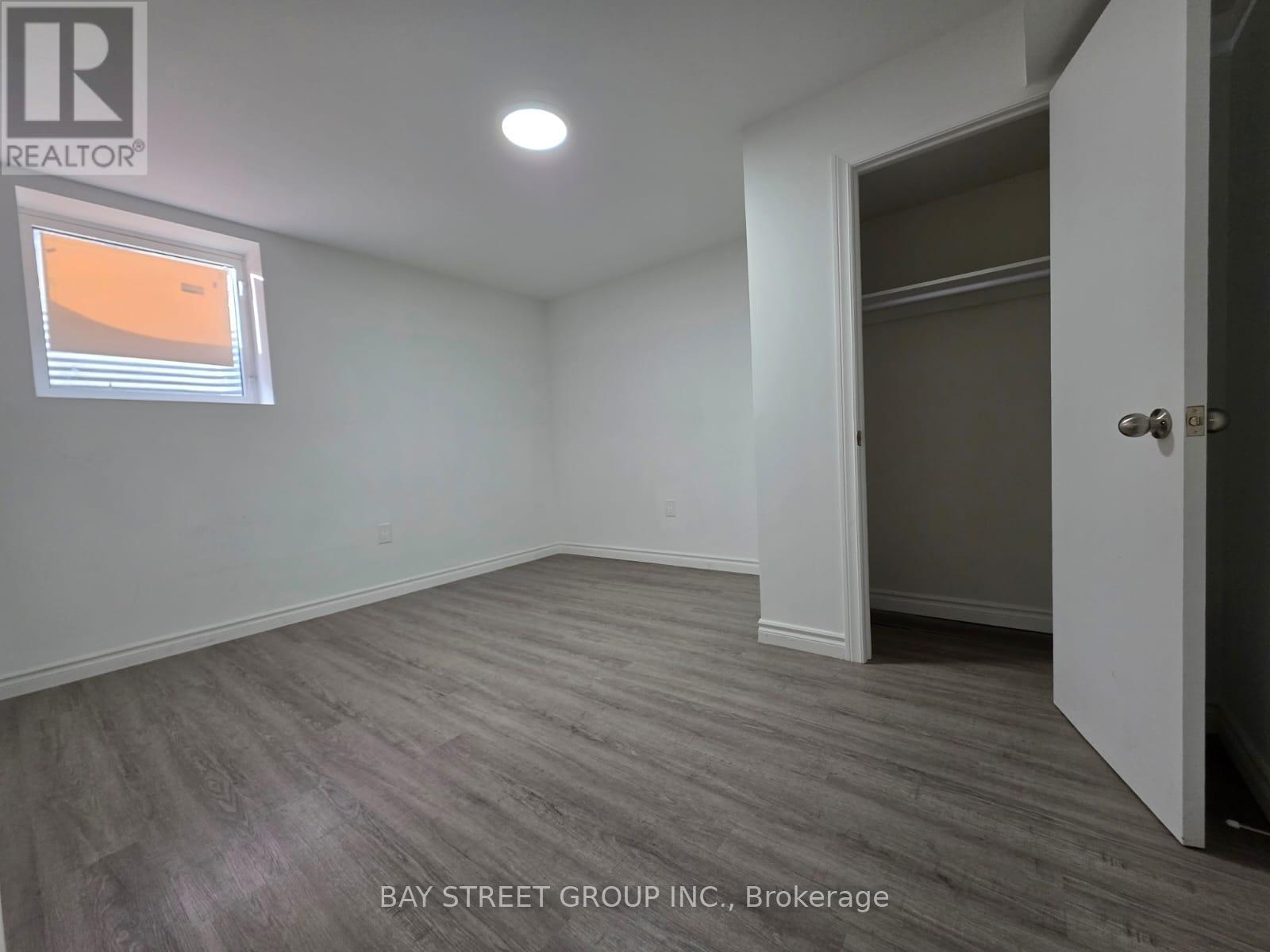 Bsmt - 882 Southdown Drive, Oshawa, Ontario  L1H 7Z6 - Photo 10 - E13066656