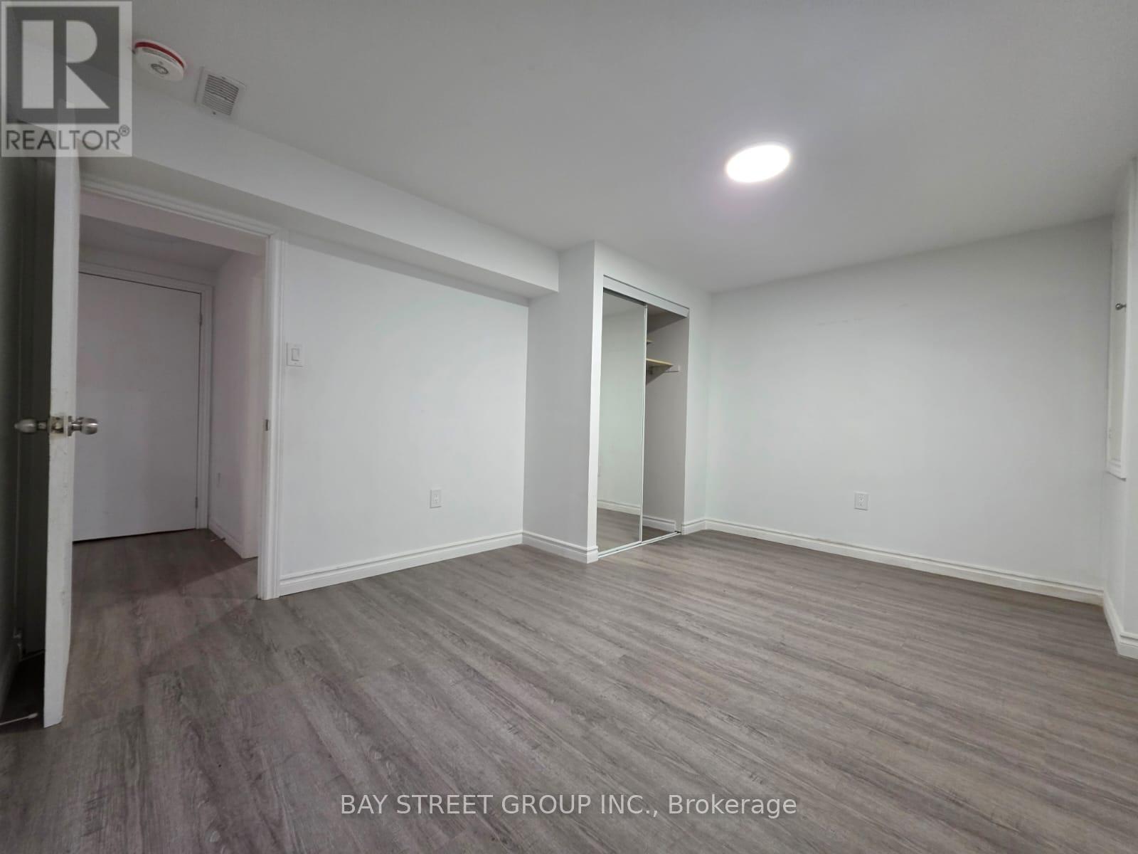 Bsmt - 882 Southdown Drive, Oshawa, Ontario  L1H 7Z6 - Photo 7 - E13066656