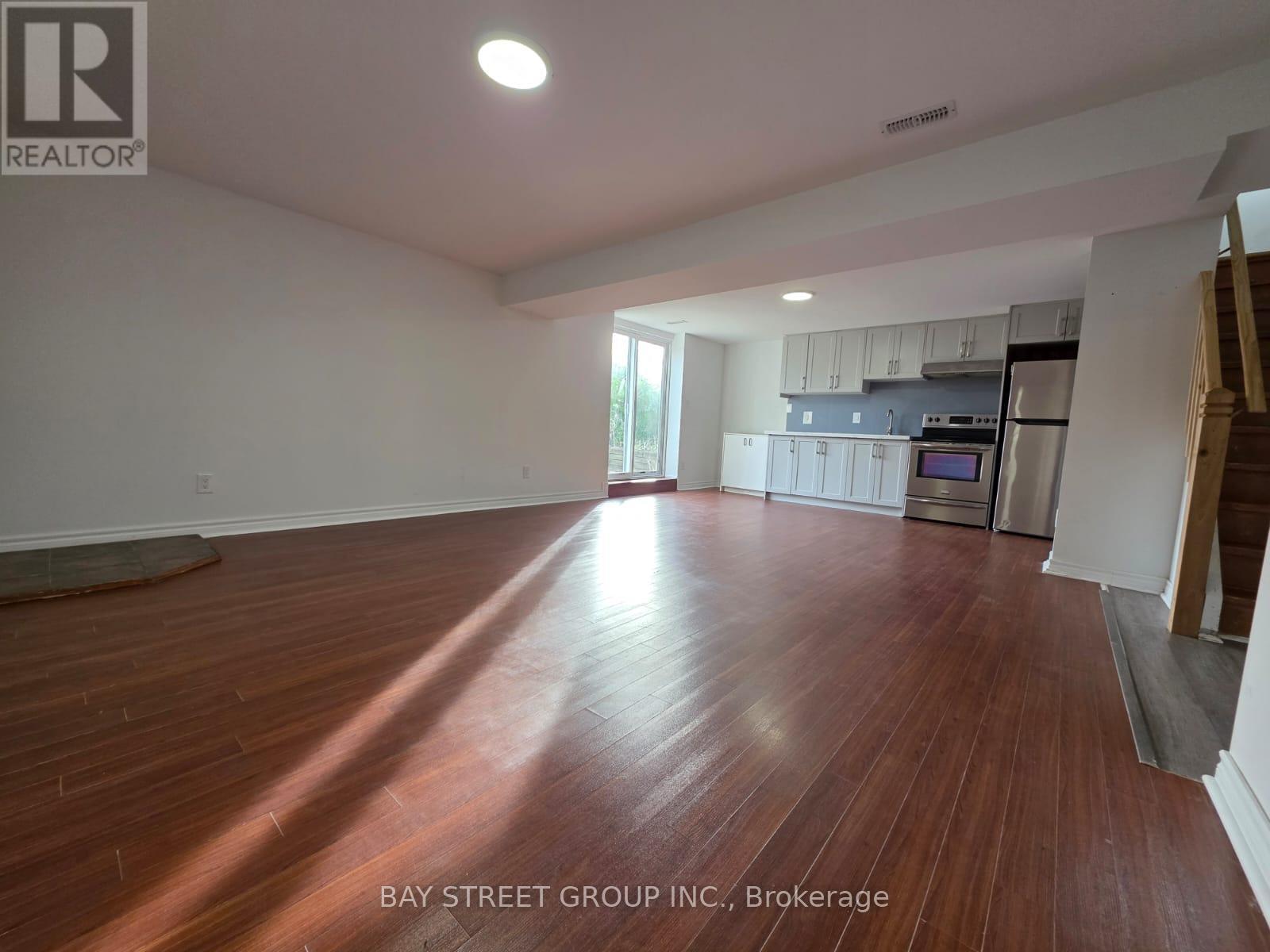 Bsmt - 882 Southdown Drive, Oshawa, Ontario  L1H 7Z6 - Photo 4 - E13066656