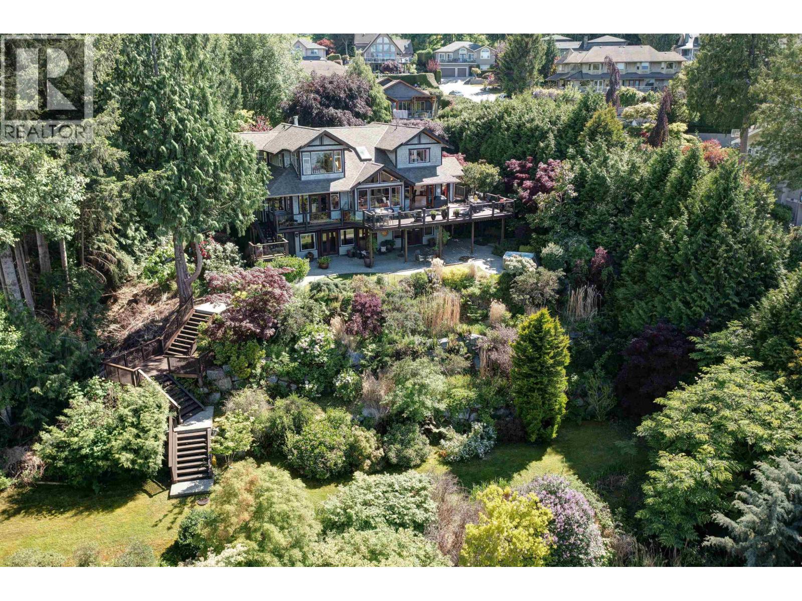 6480 Shoreline Place, Sechelt, British Columbia  V7Z 0L1 - Photo 6 - R3126453