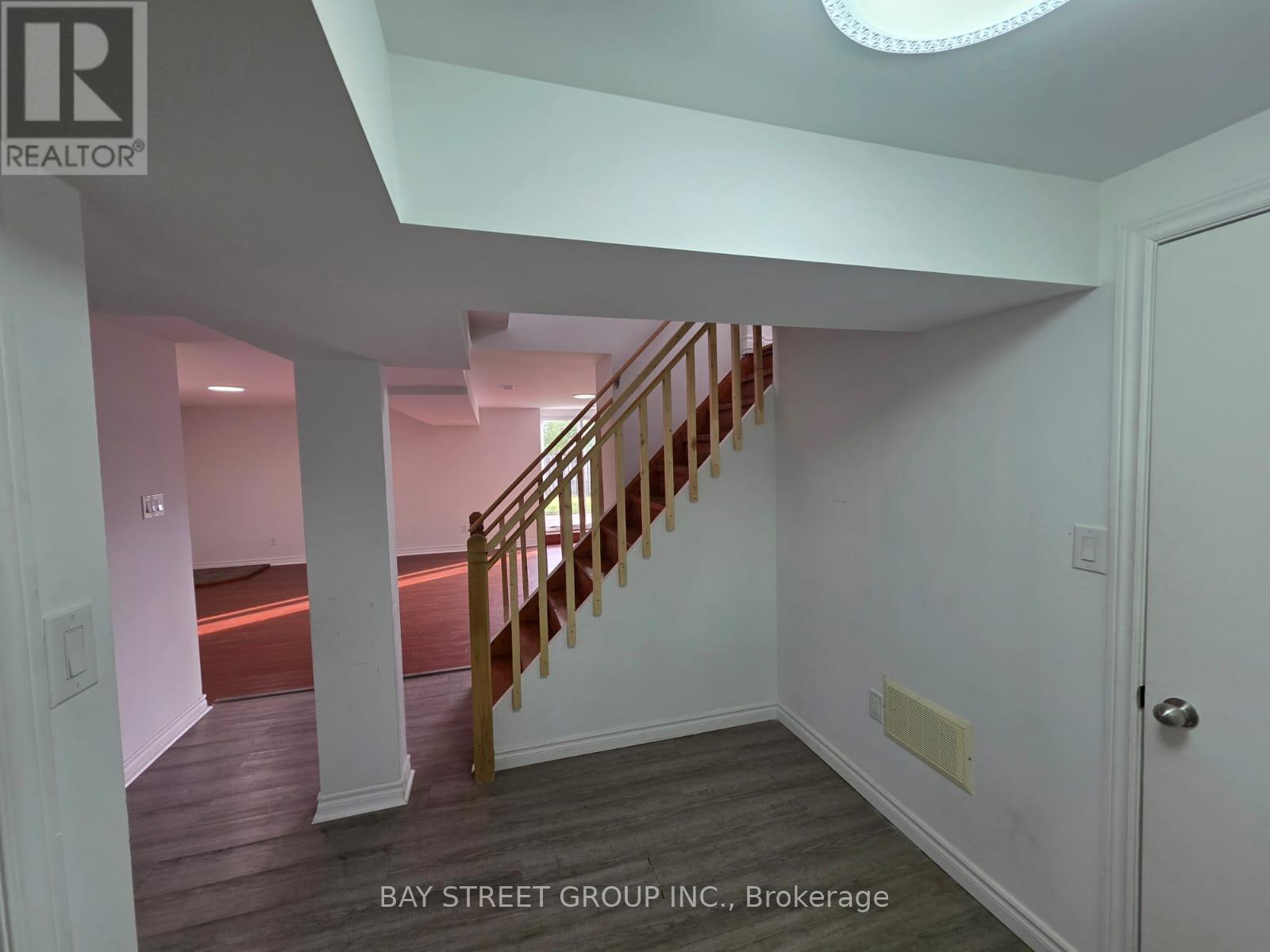 Bsmt - 882 Southdown Drive, Oshawa, Ontario  L1H 7Z6 - Photo 16 - E13066656