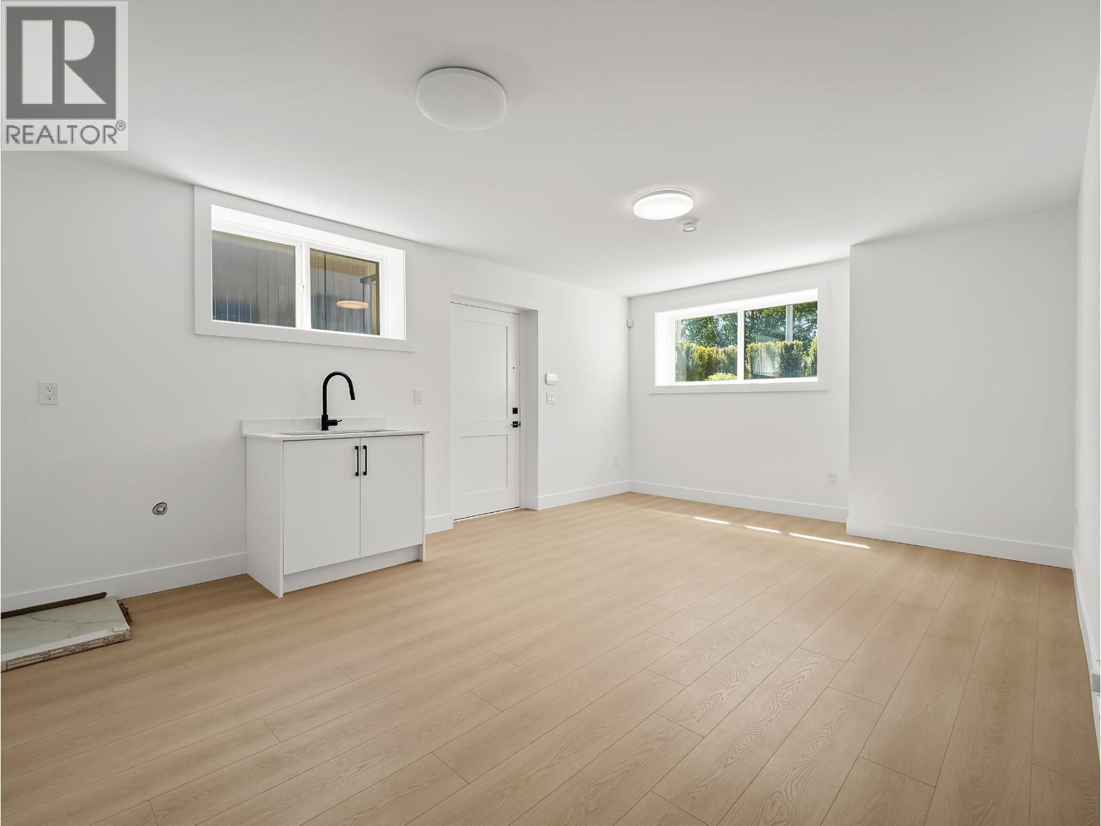4 6885 Aubrey Street, Burnaby, British Columbia  V5B 2E4 - Photo 25 - R3126528