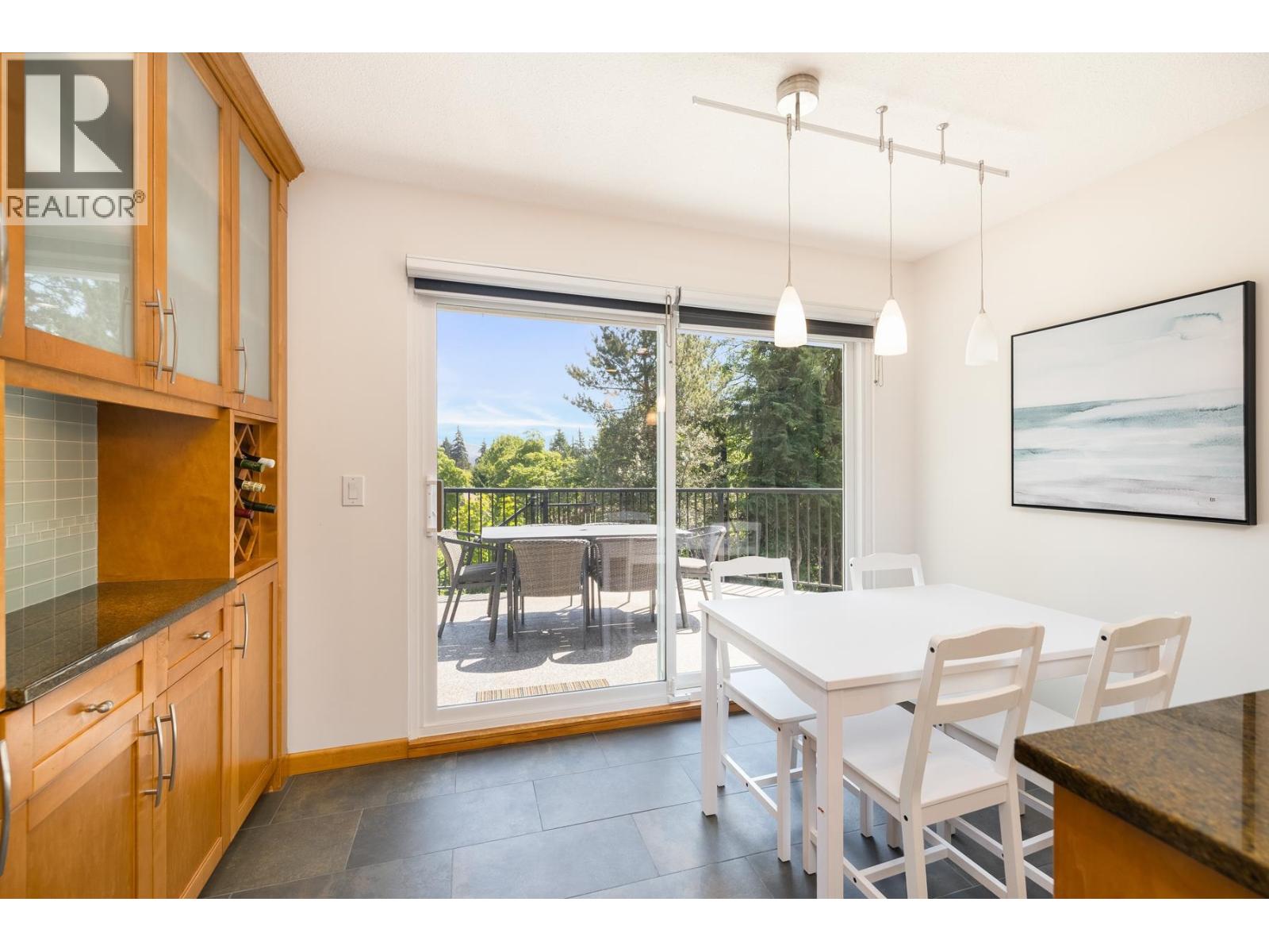 3985 Frames Place, North Vancouver, British Columbia  V7G 2M5 - Photo 10 - R3126561