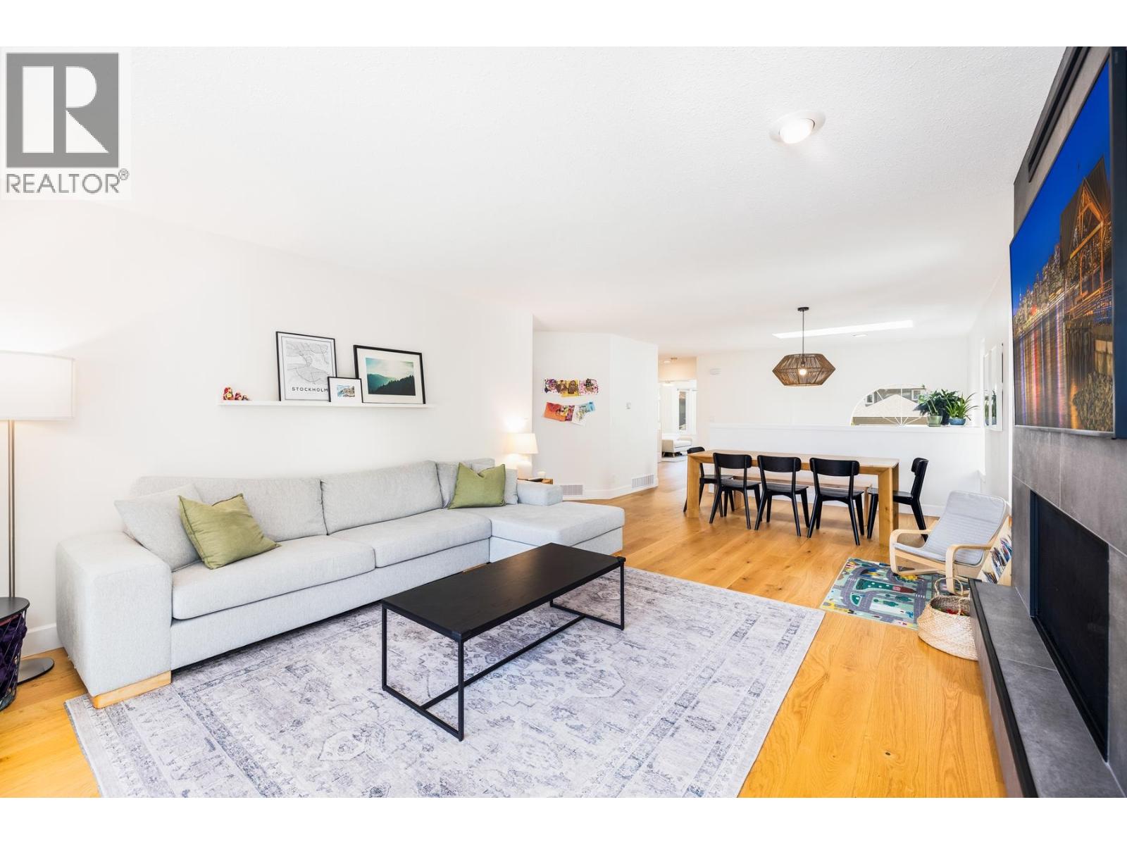 3985 Frames Place, North Vancouver, British Columbia  V7G 2M5 - Photo 15 - R3126561