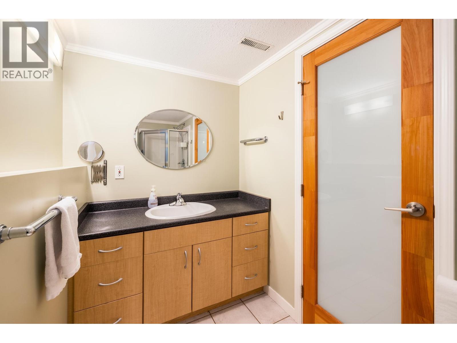 3985 Frames Place, North Vancouver, British Columbia  V7G 2M5 - Photo 39 - R3126561