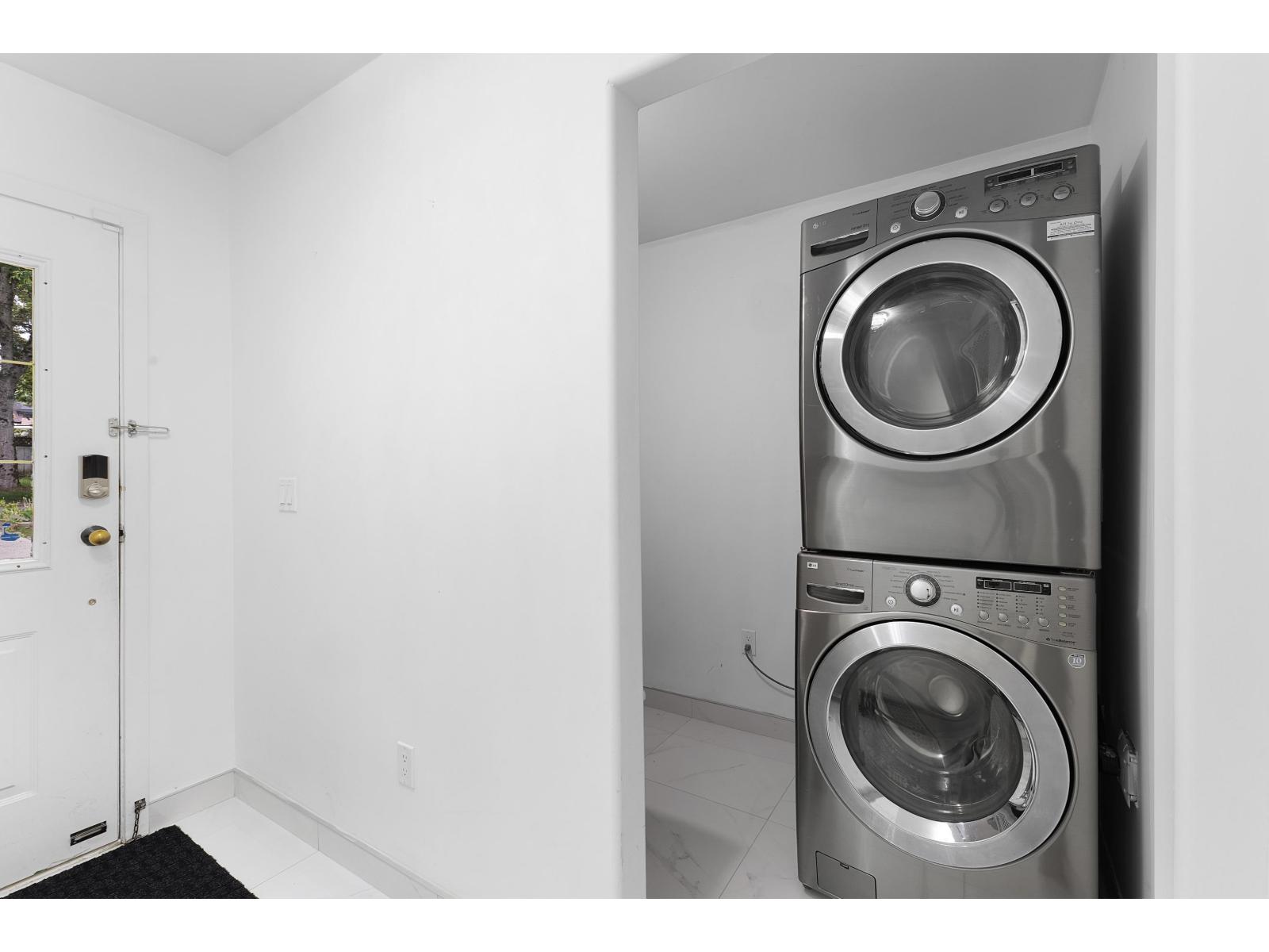 14518 85a Avenue, Surrey, British Columbia  V3S 5T6 - Photo 8 - R3126397