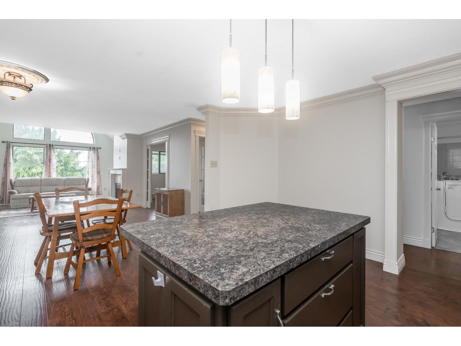 312 33030 George Ferguson Way, Abbotsford, British Columbia V2S 6Y2 - Photo 10 - R3125772