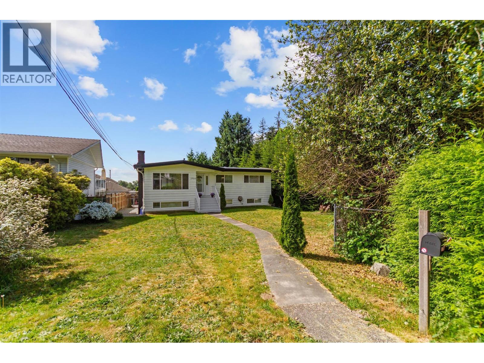 1906 RHODENA AVENUE, Coquitlam, British Columbia