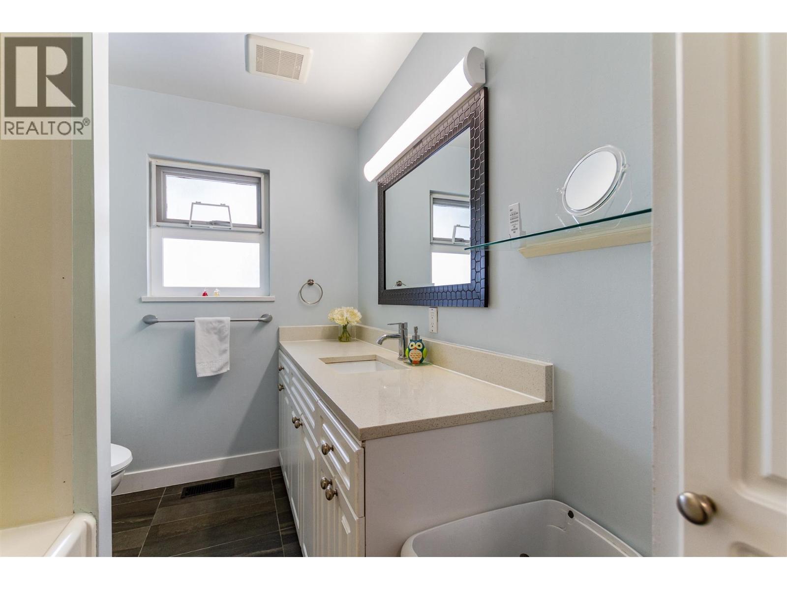 1906 Rhodena Avenue, Coquitlam, British Columbia  V3K 2Z9 - Photo 15 - R3126441