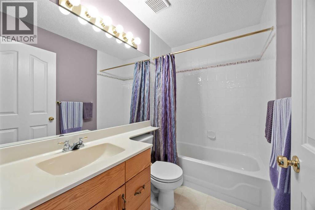 30 Gleneagles View, Cochrane, Alberta  T0L 0W2 - Photo 38 - A2308711