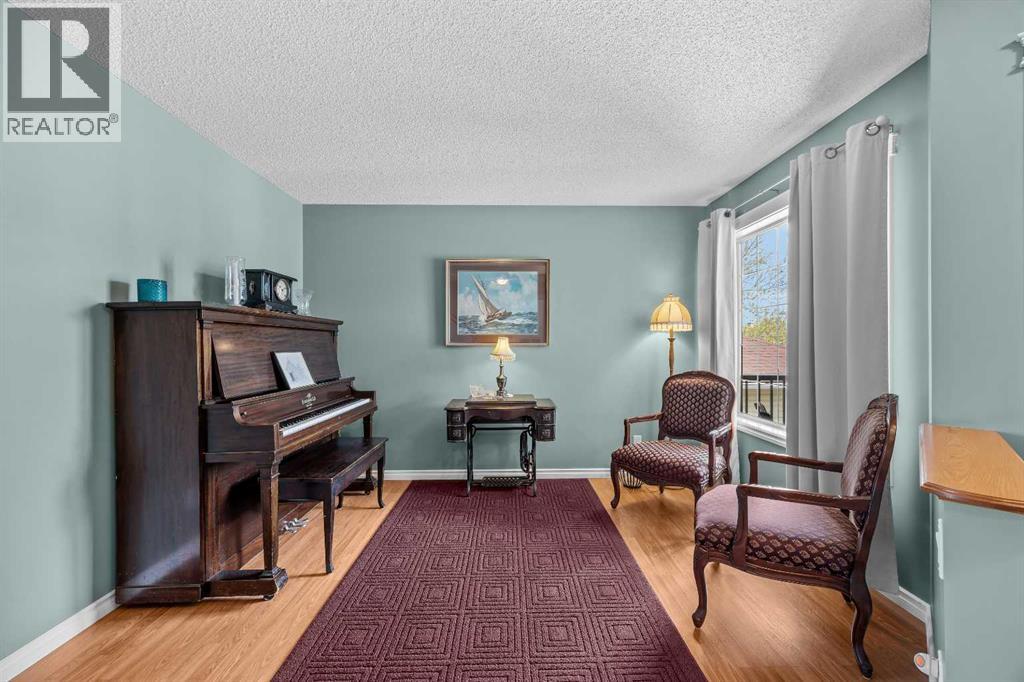 11178 Hidden Valley Drive NW, Calgary, Alberta  T3A 6C7 - Photo 6 - A2308715