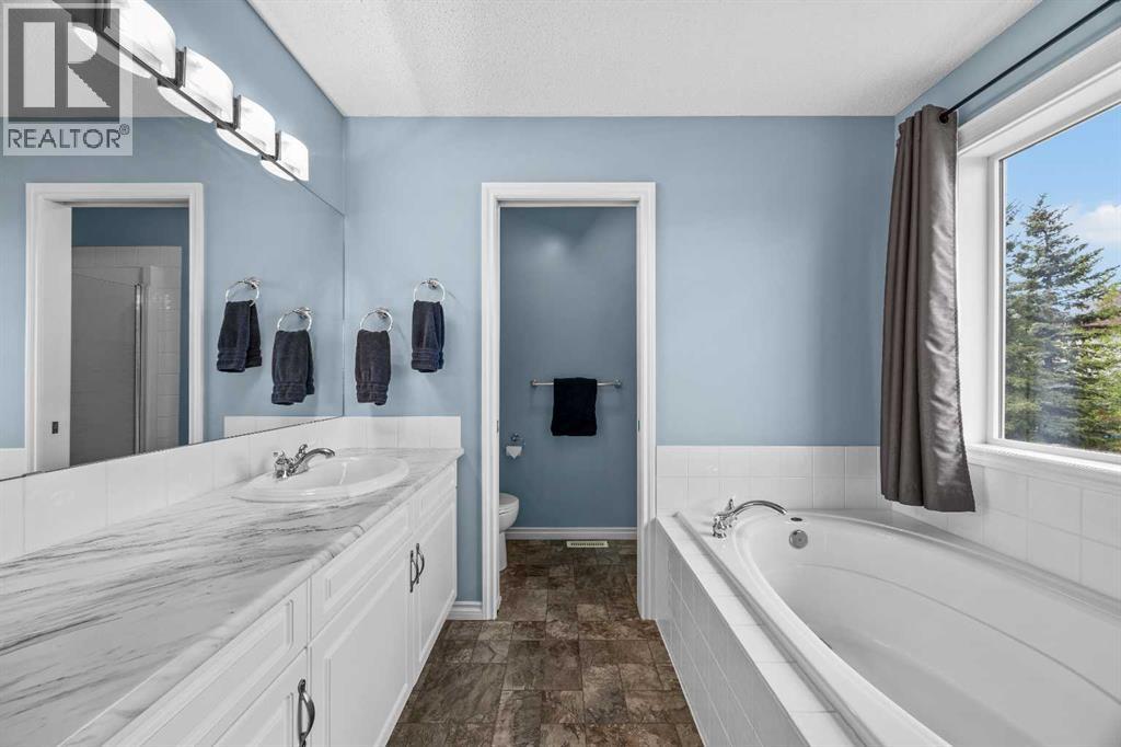 11178 Hidden Valley Drive NW, Calgary, Alberta  T3A 6C7 - Photo 27 - A2308715