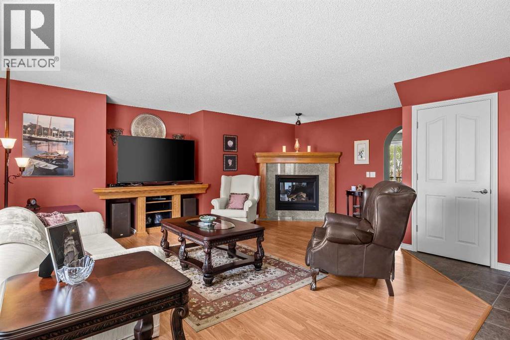 11178 Hidden Valley Drive NW, Calgary, Alberta  T3A 6C7 - Photo 8 - A2308715