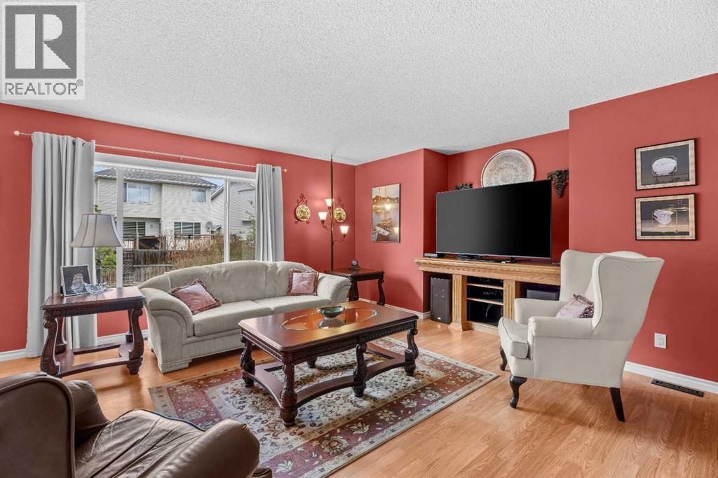 11178 Hidden Valley Drive NW, Calgary, Alberta  T3A 6C7 - Photo 7 - A2308715