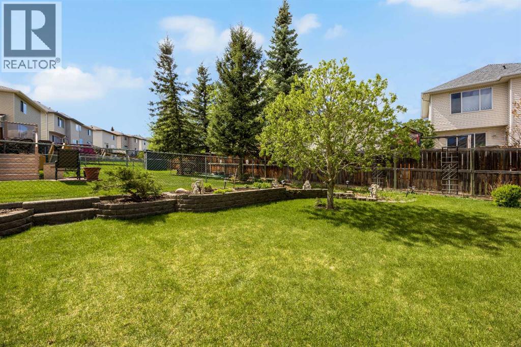 11178 Hidden Valley Drive NW, Calgary, Alberta  T3A 6C7 - Photo 47 - A2308715