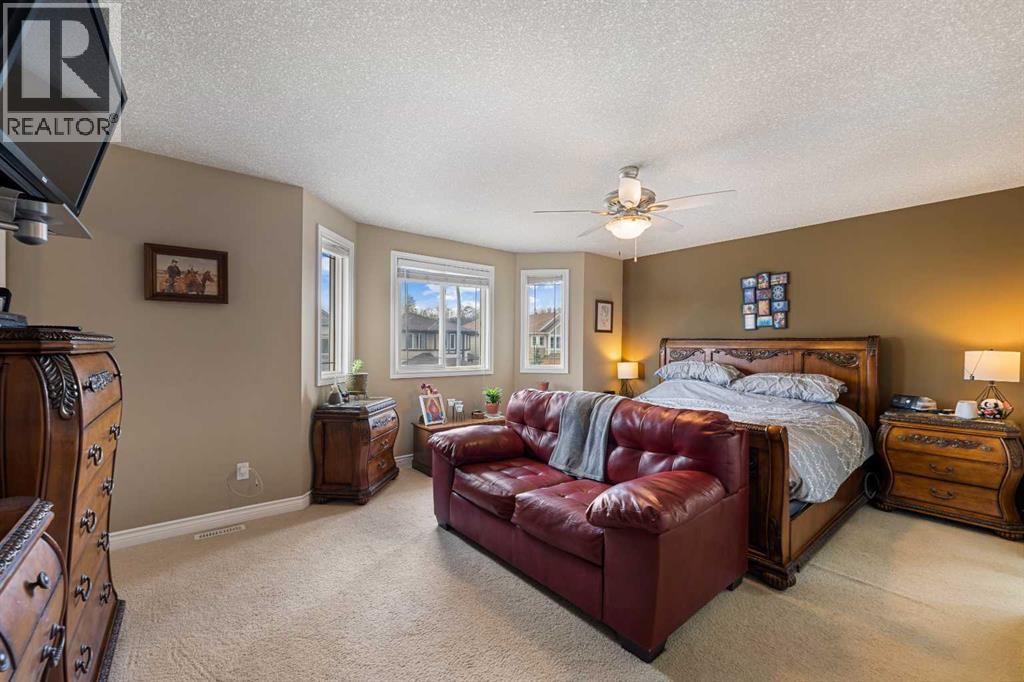 66 Sheep River Cove, Okotoks, Alberta  T1S 2L4 - Photo 22 - A2313157