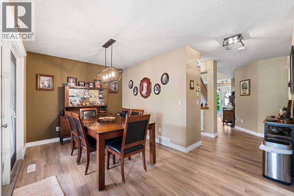 66 Sheep River Cove, Okotoks, Alberta  T1S 2L4 - Photo 7 - A2313157