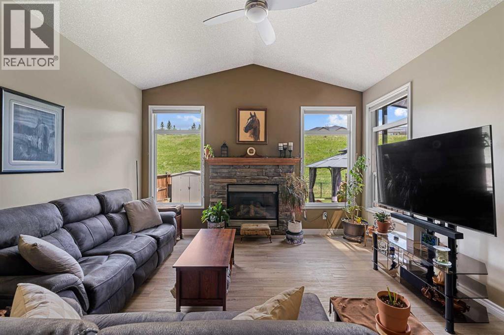 66 Sheep River Cove, Okotoks, Alberta  T1S 2L4 - Photo 15 - A2313157