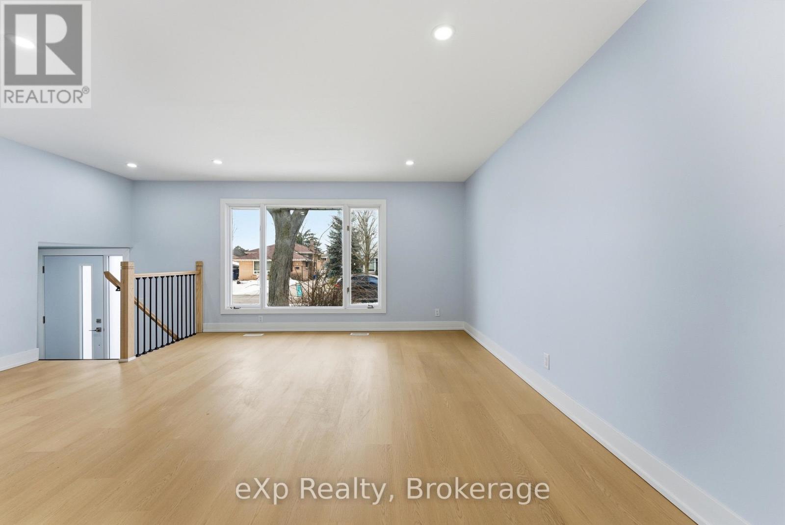 19 Alfred Drive, Belleville (Belleville Ward), Ontario  K8N 4M6 - Photo 3 - X13158008