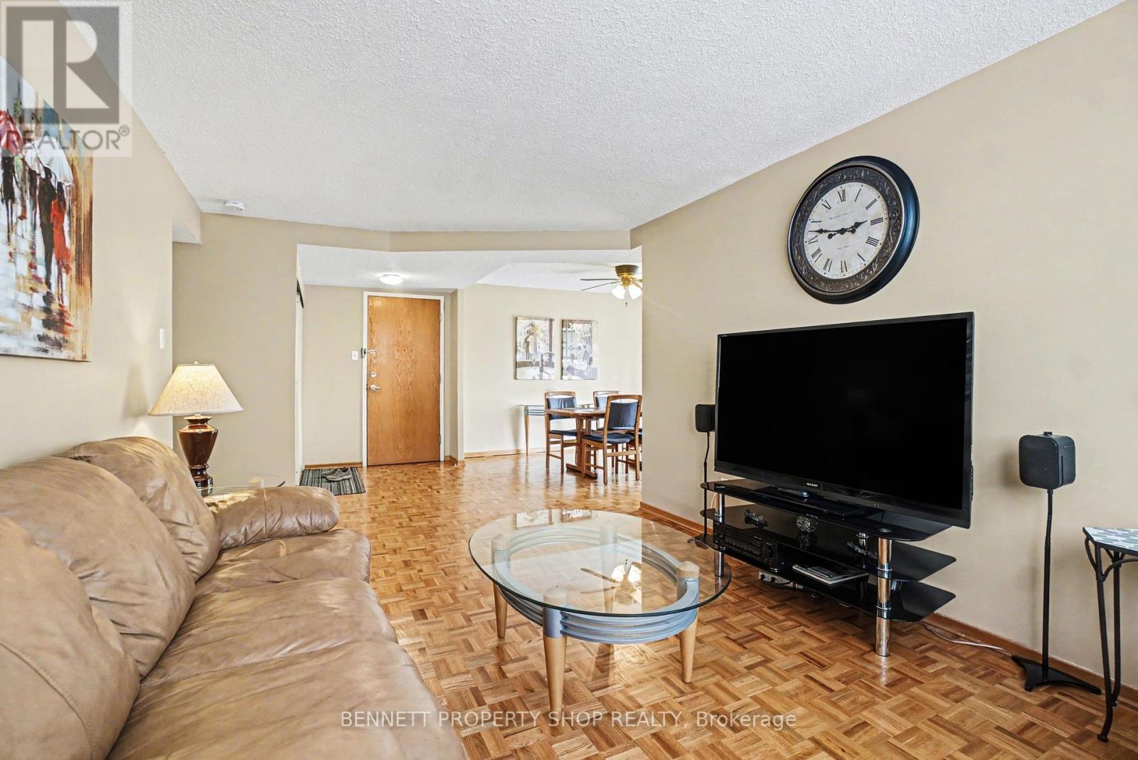 610 - 2760 Carousel Crescent, Ottawa, Ontario  K1T 2N4 - Photo 3 - X13089318
