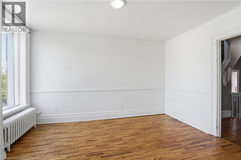 256 Bay Street N, Hamilton, Ontario  L8L 1M3 - Photo 7 - 40832427