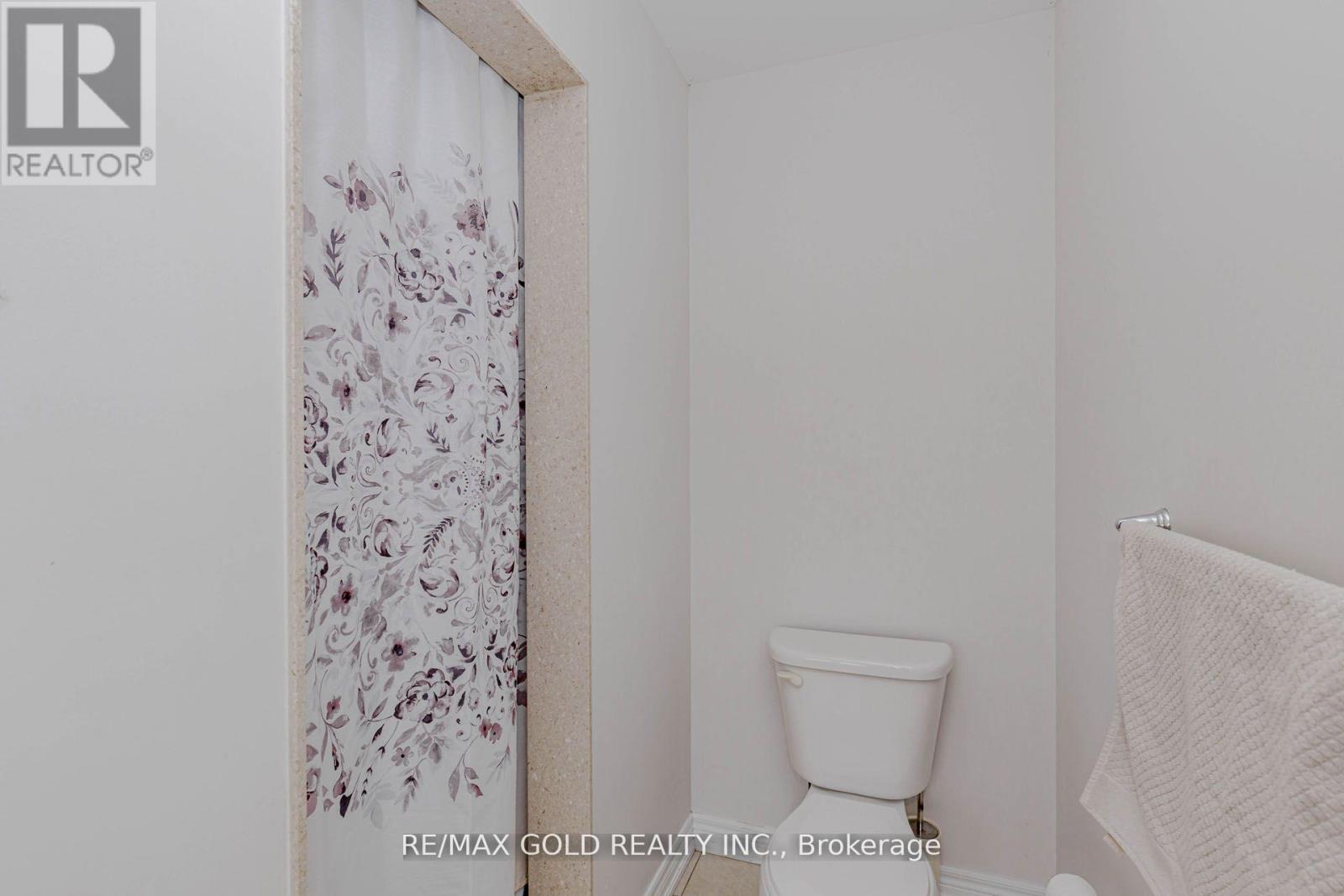 39 Chesterwood Crescent, Brampton, Ontario  L6Y 0Z4 - Photo 34 - W13158522