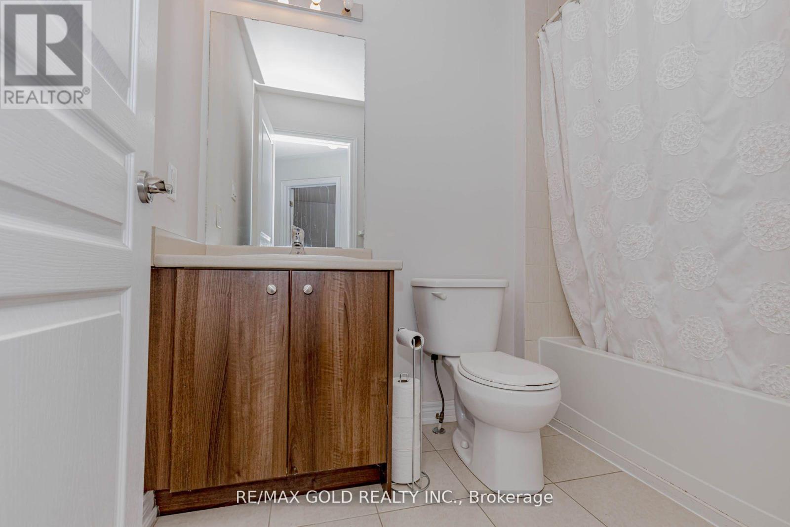39 Chesterwood Crescent, Brampton, Ontario  L6Y 0Z4 - Photo 38 - W13158522