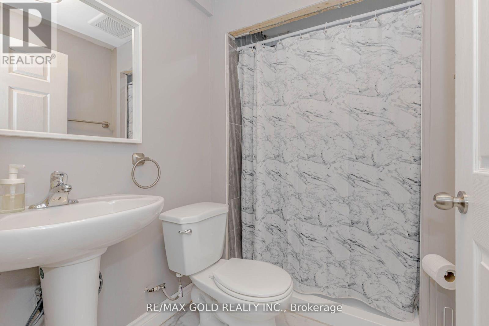 39 Chesterwood Crescent, Brampton, Ontario  L6Y 0Z4 - Photo 47 - W13158522