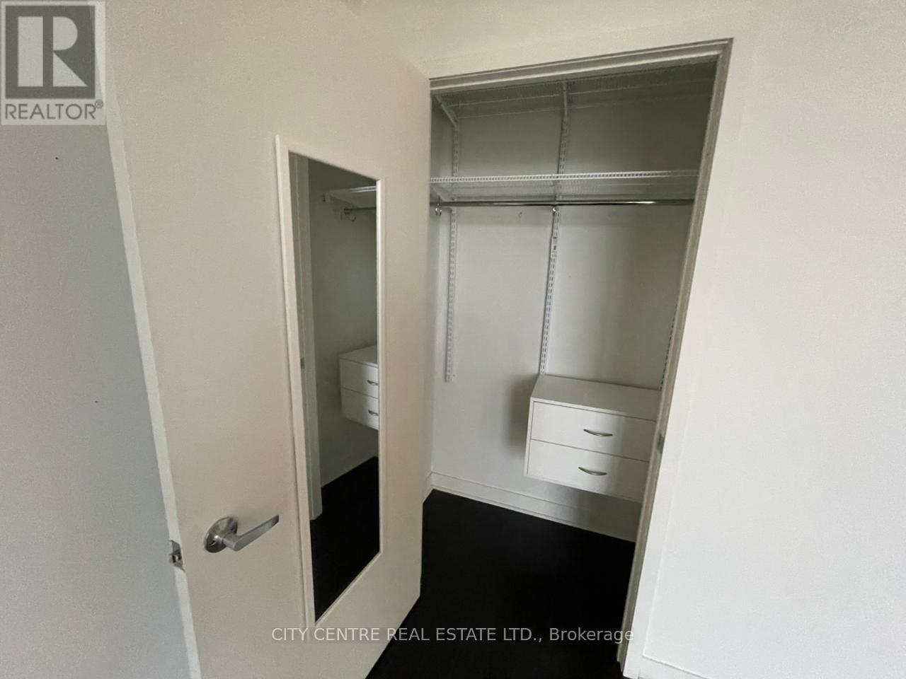 601 - 365 Prince Of Wales Drive, Mississauga, Ontario  L5B 0G6 - Photo 3 - W13158578