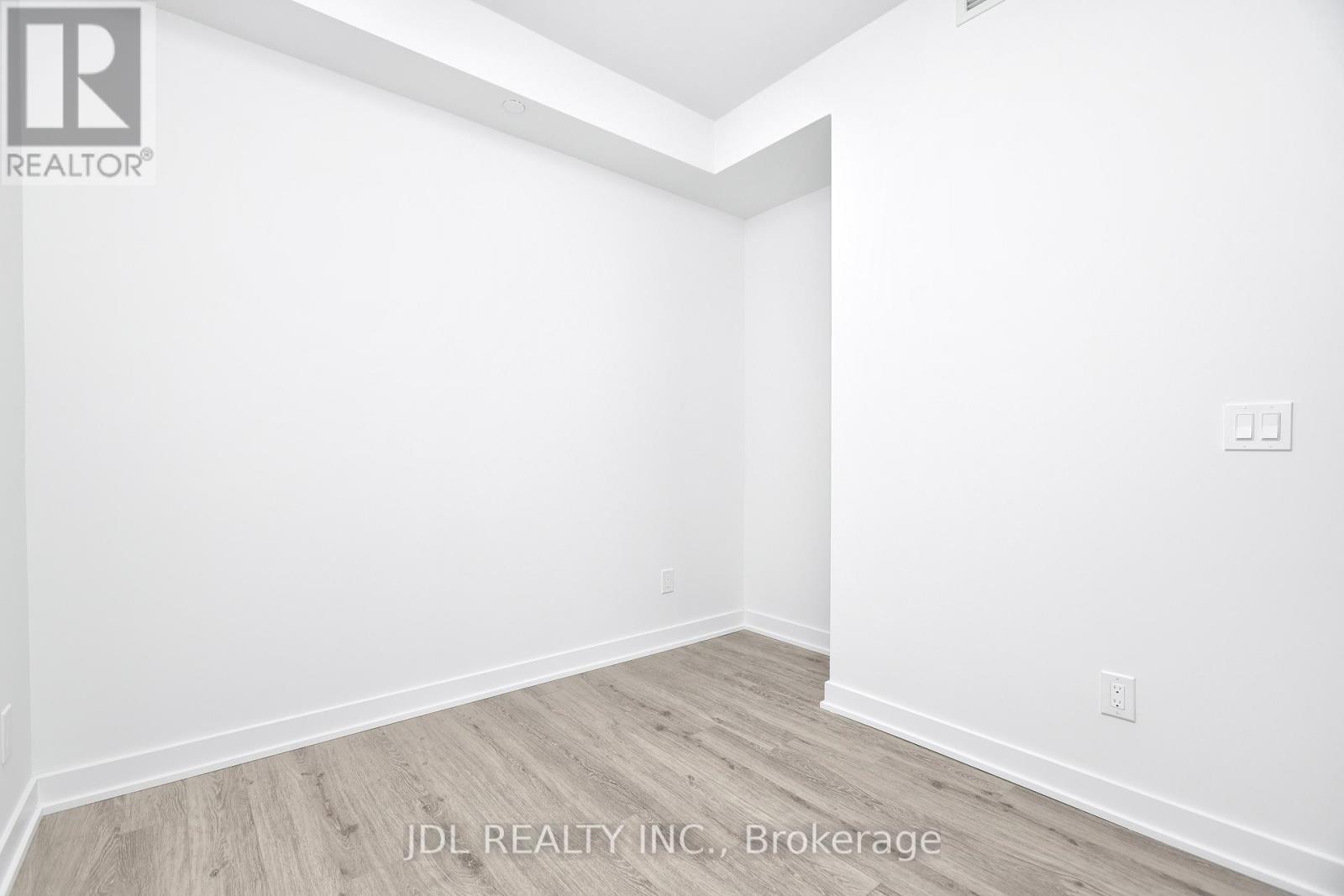 3915 - 1926 Lake Shore Boulevard W, Toronto, Ontario  M6S 1A1 - Photo 13 - W13158598