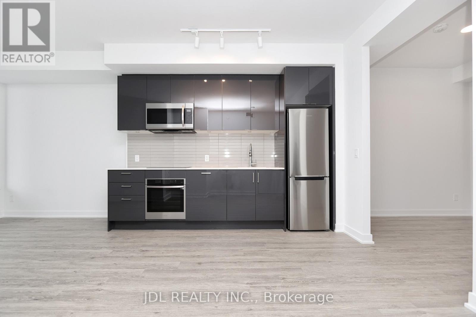 3915 - 1926 Lake Shore Boulevard W, Toronto, Ontario  M6S 1A1 - Photo 5 - W13158598