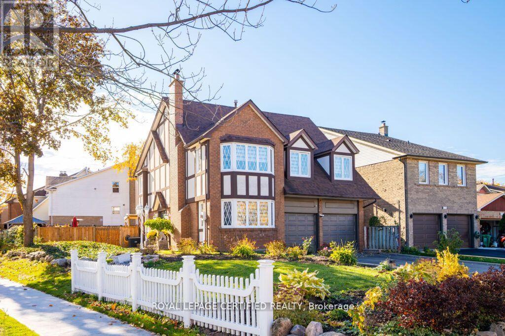 4174 TRELLIS CRESCENT, Mississauga, Ontario
