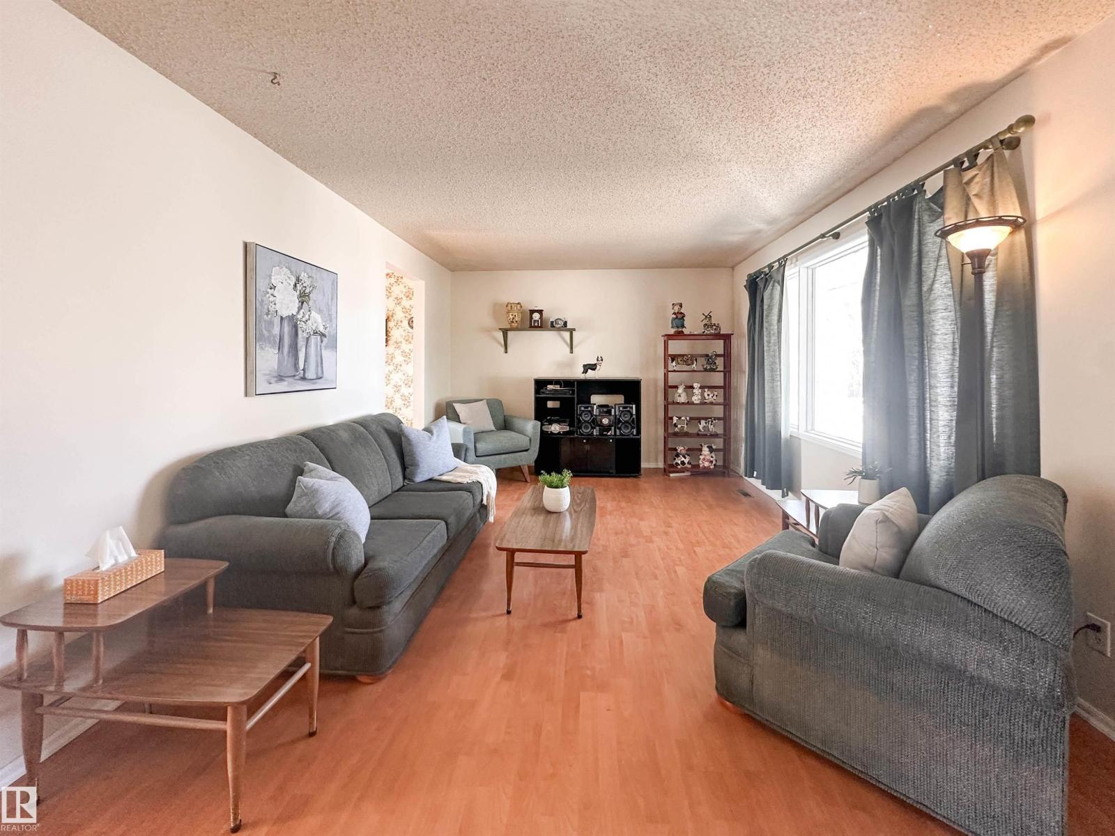 1 Forest Dr, St. Albert, Alberta  T8N 1W9 - Photo 6 - E4484973