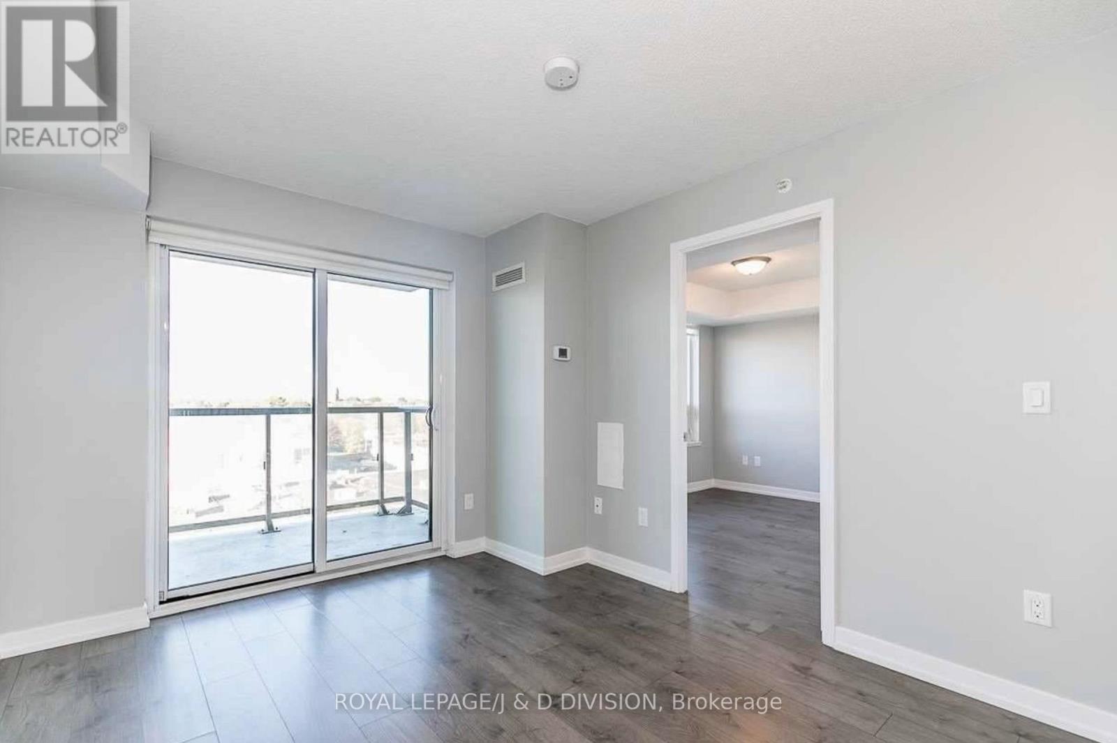 710 - 1420 Dupont Street, Toronto, Ontario  M6H 0C2 - Photo 4 - W12936966