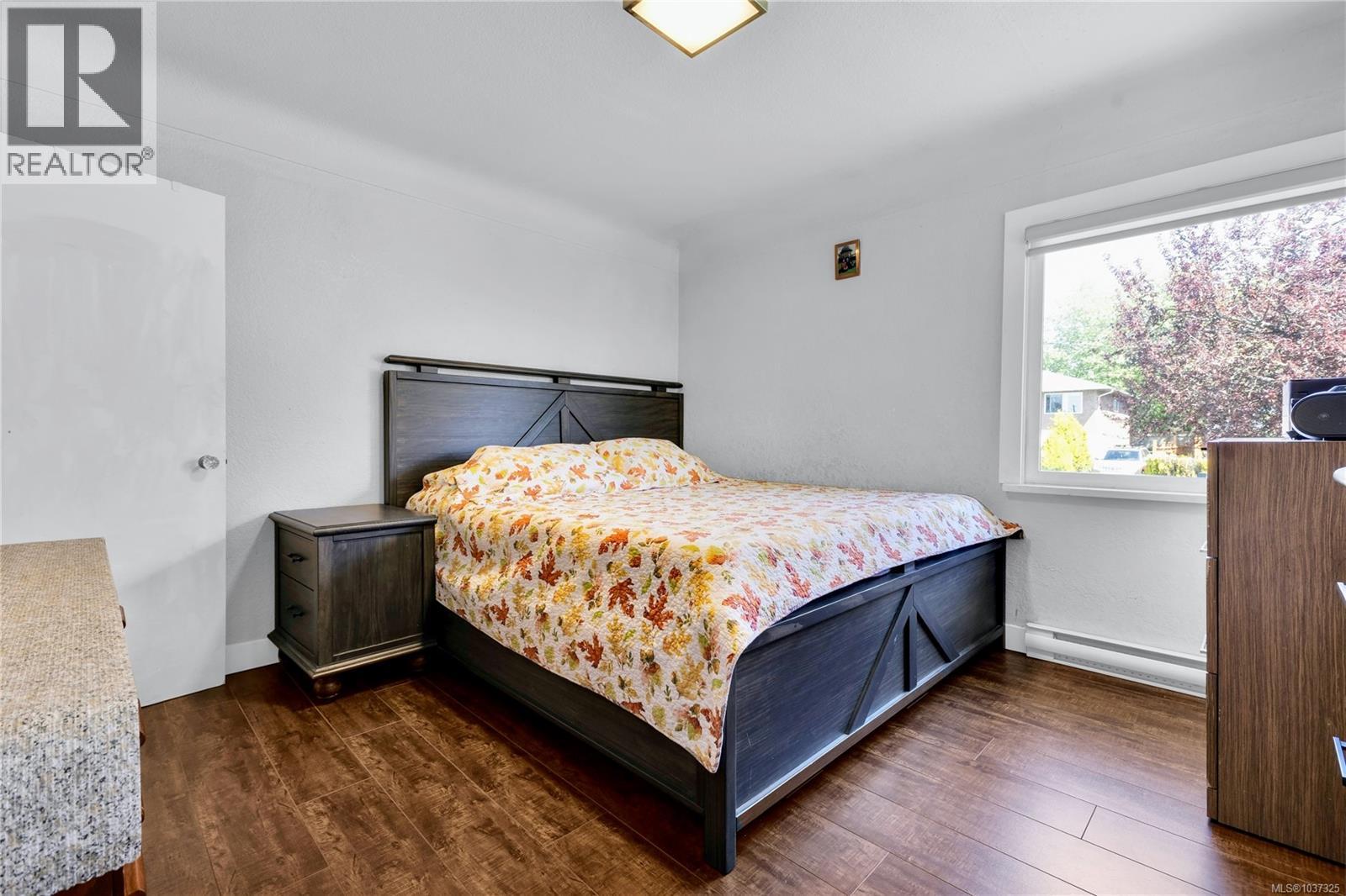 251 Sims Ave, Saanich, British Columbia  V8Z 1K4 - Photo 12 - 1037325