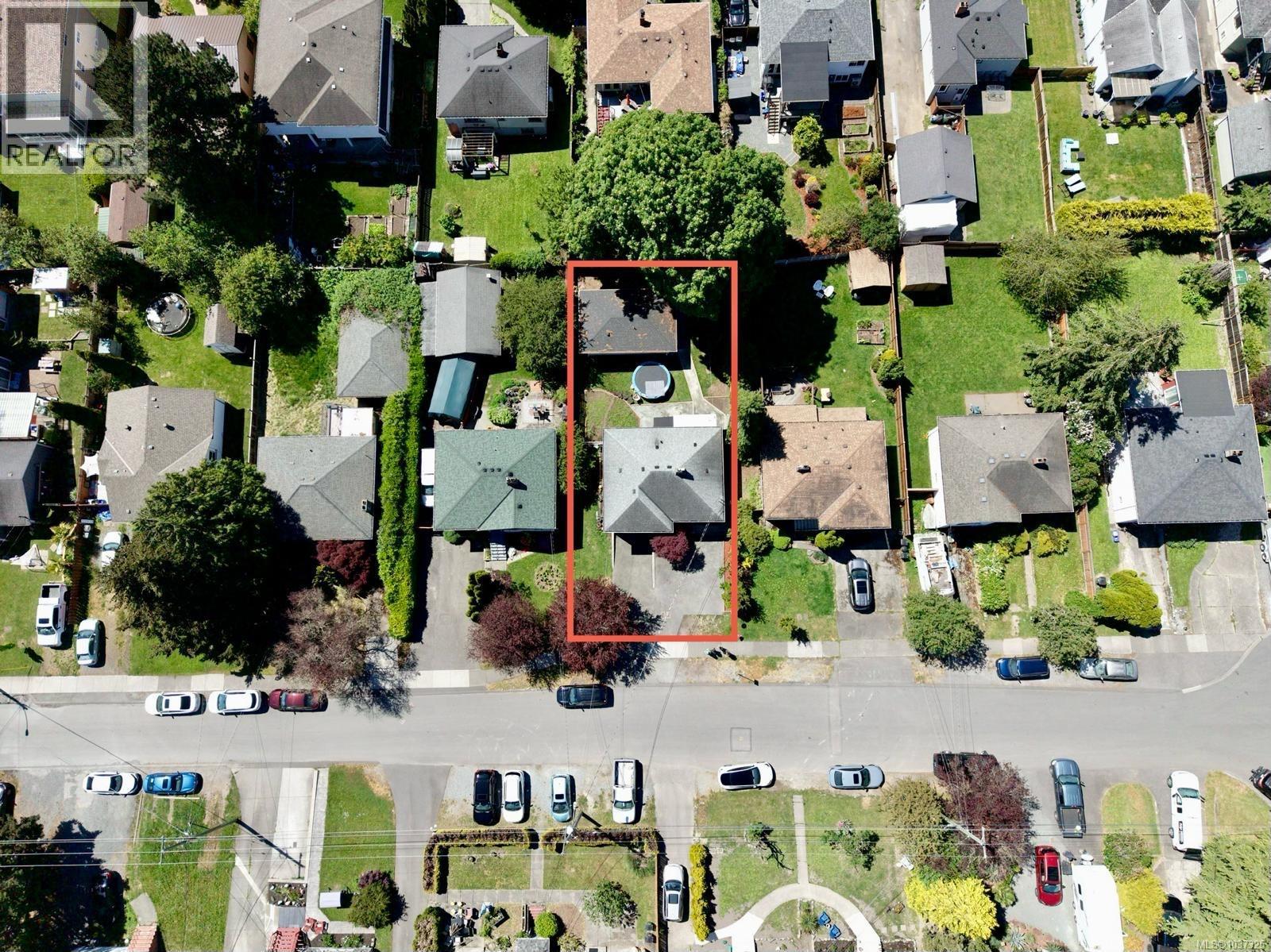 251 Sims Ave, Saanich, British Columbia  V8Z 1K4 - Photo 37 - 1037325