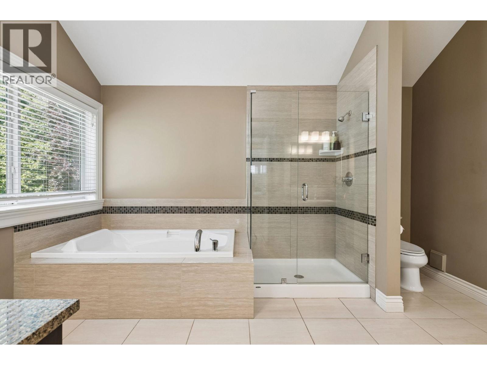 1280 Creekstone Terrace, Coquitlam, British Columbia  V3B 0H3 - Photo 16 - R3126226